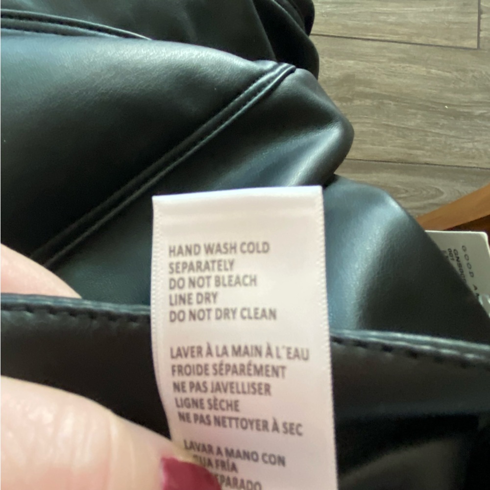 Good American 20 Black Faux Leather Pants - Picture 12 of 13